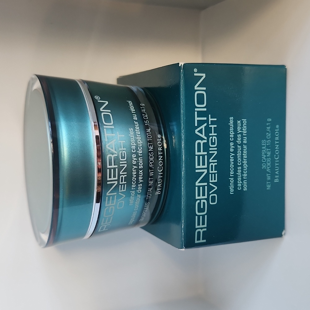 BeautiControl Regeneration Overnight Retinol Recovery Eye Capsules 